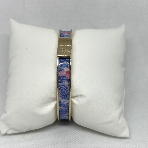 Lilly Pulitzer Gold Navy Holy Flocksmolie Hinge Bracelet and Drawstring Bag NEW - Picture 3 of 8